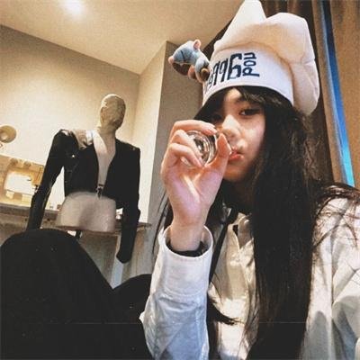 安娜华特的离奇命运